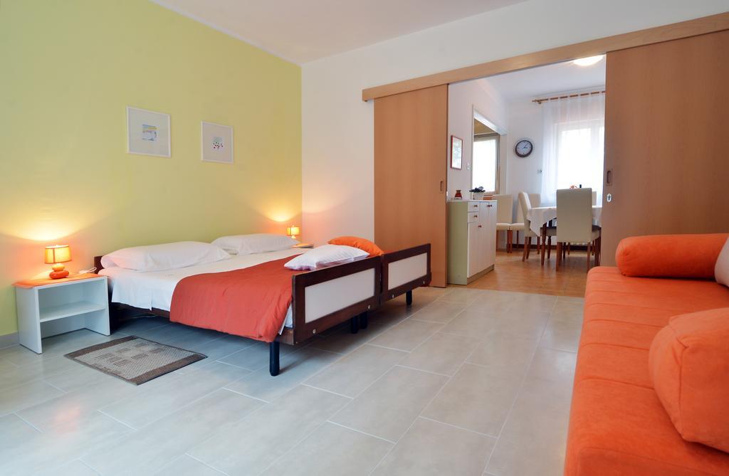 Apartment Rojnic بولا المظهر الخارجي الصورة