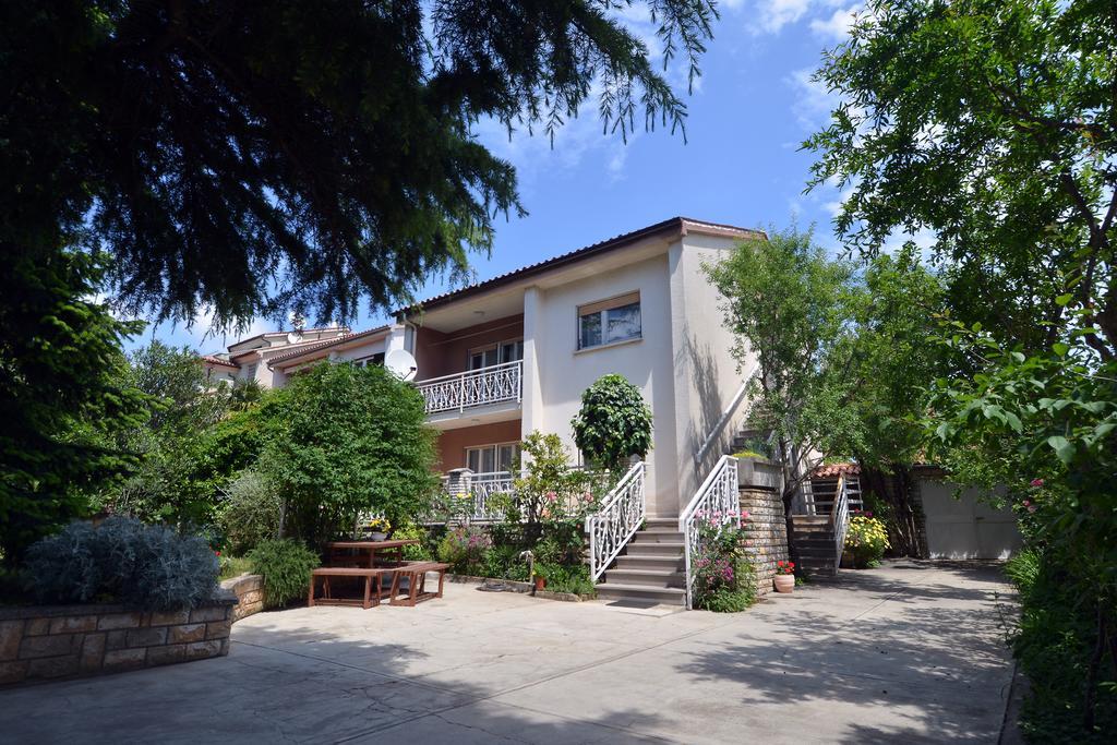 Apartment Rojnic بولا المظهر الخارجي الصورة